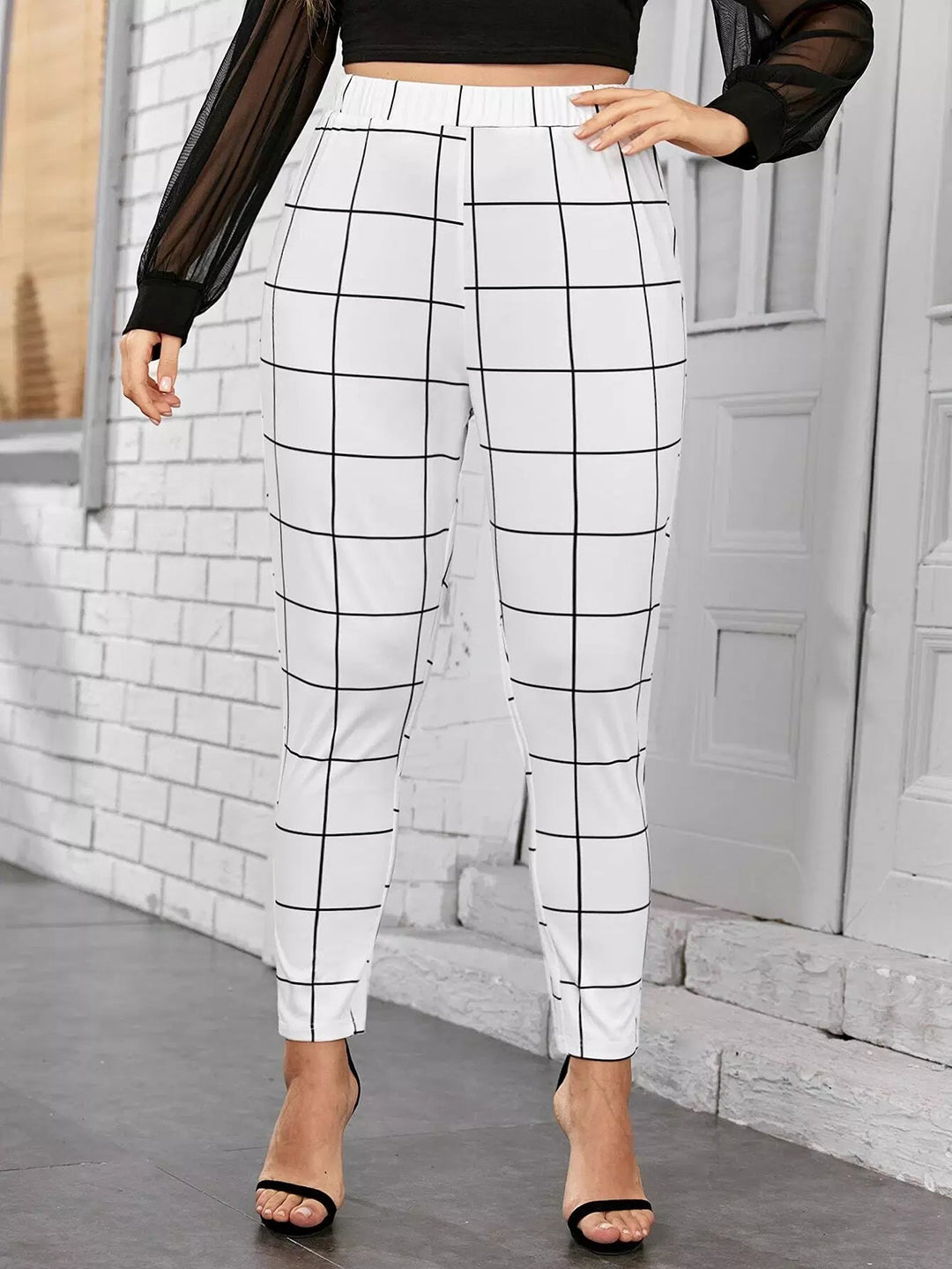 Clobulk Women Trouser (Set of 10PC - 2 Colour )- ₹266/per pc