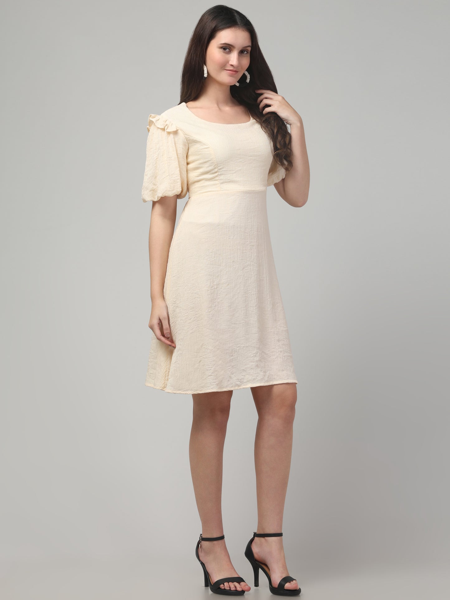 Off White Casual Fit and Flare Midi Dress